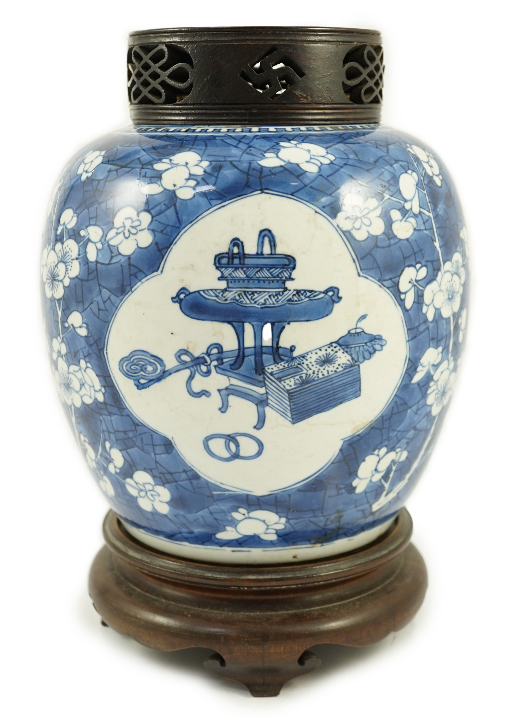 A Chinese blue and white ‘Antiques’ ovoid jar, Kangxi period